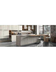 CUCINA CON COLONNE APPESE