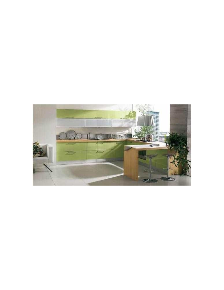 CUCINE ANGOLARE CON ANTE VERDE E ALLUMINIO VETRO ACIDATO