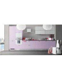 CUCINA LINEARE CON ANTE LILLA E VETRO BIANCO CON ALLUMINIO