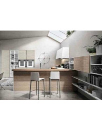 CUCINA CON BANCONE E LIBRERIA