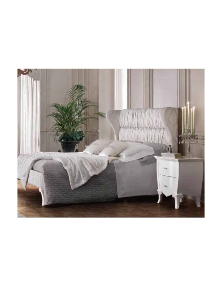 LETTO CON TESTILE E LATERALI IMBOTTITI E COMODINO 3 CASSETTI SAGOMATO