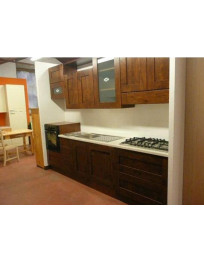 CUCINA SU MISURA IN. TULIPIE MASSICCIA