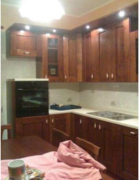 CUCINA SU MISURA IN NOCE