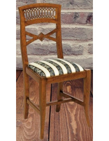SEDIA IMBOTTITA  CLASSICA IN LEGNO MASSELLO