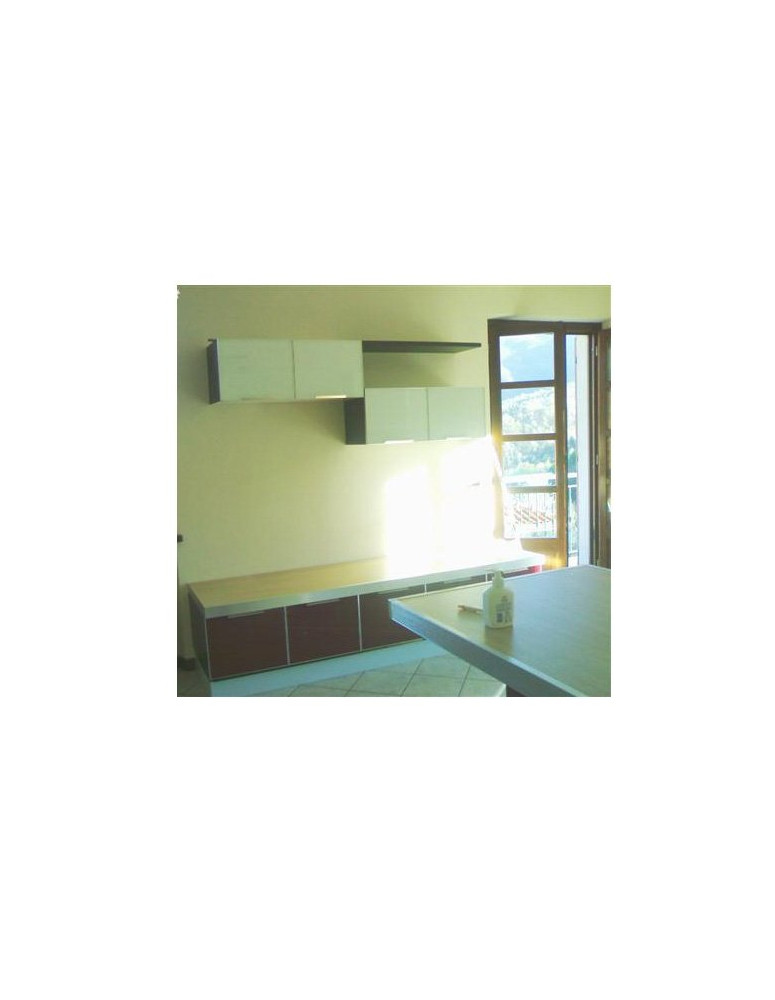 CUCINA SU MISURA ANTE VETRO