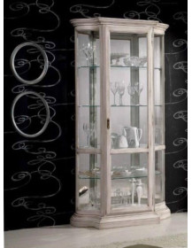 VETRINA  SAGOMATA  CON PANNELLI  E VETRI