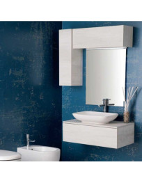 BAGNO SOSPESO CON PENSILE E VASISTAS