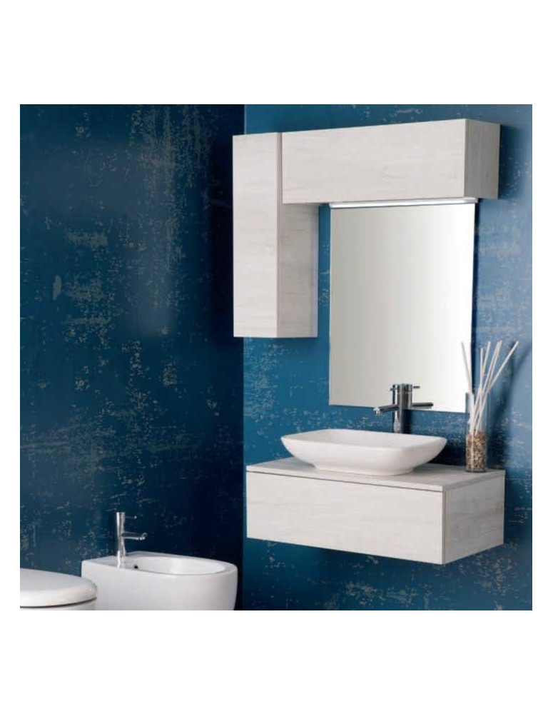 BAGNO SOSPESO CON PENSILE E VASISTAS