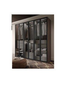 CAMERA CON ARMADIO A VETRI