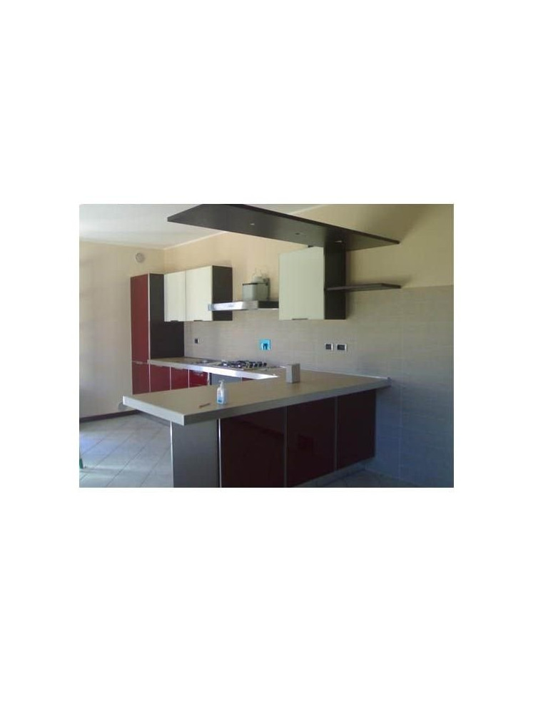 CUCINA SU MISURA ANTE VETRO