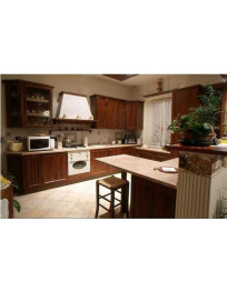 CUCINA SU MISURA IN NOCE