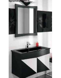 BAGNO CON SPECCHIO LACCATO NERO