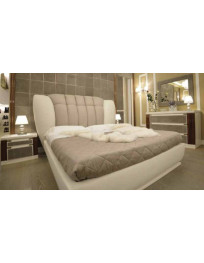 COMPOSIZIONE DI CAMERA CON LETTO E TESTILE IN PELLE,COMO E COMODINI