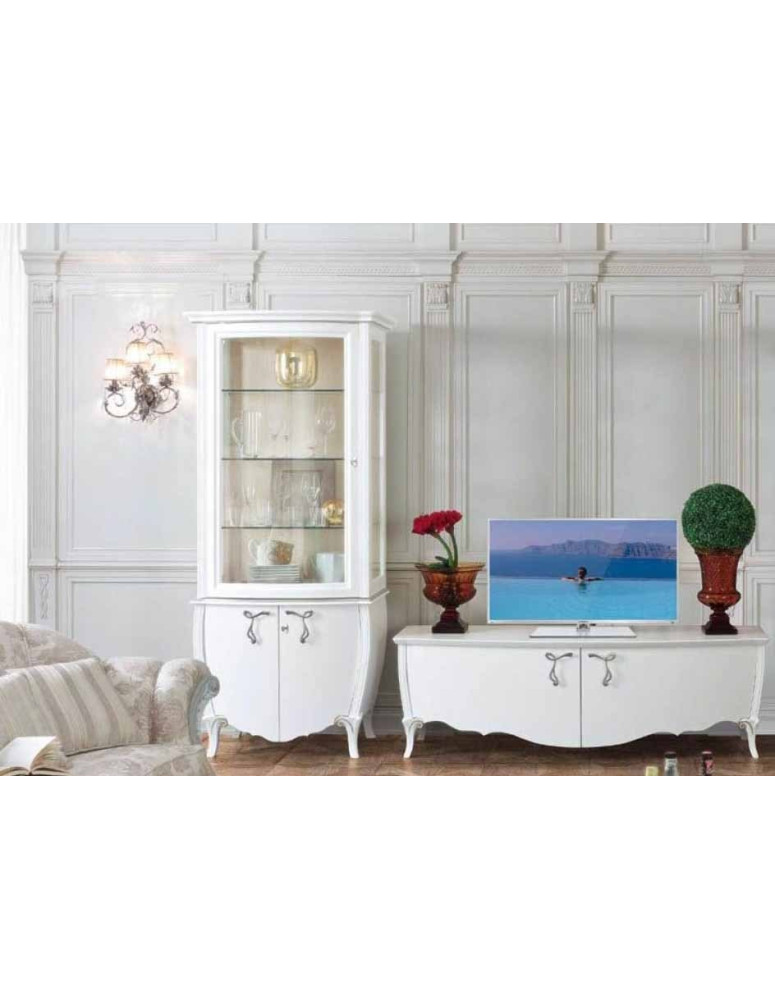 BOISERY IN LEGNO LACCATA CON DECORI