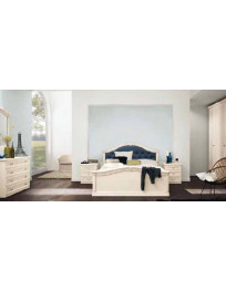 CAMERA CON LETTO IMBOTTITO LACCATA AVORIO