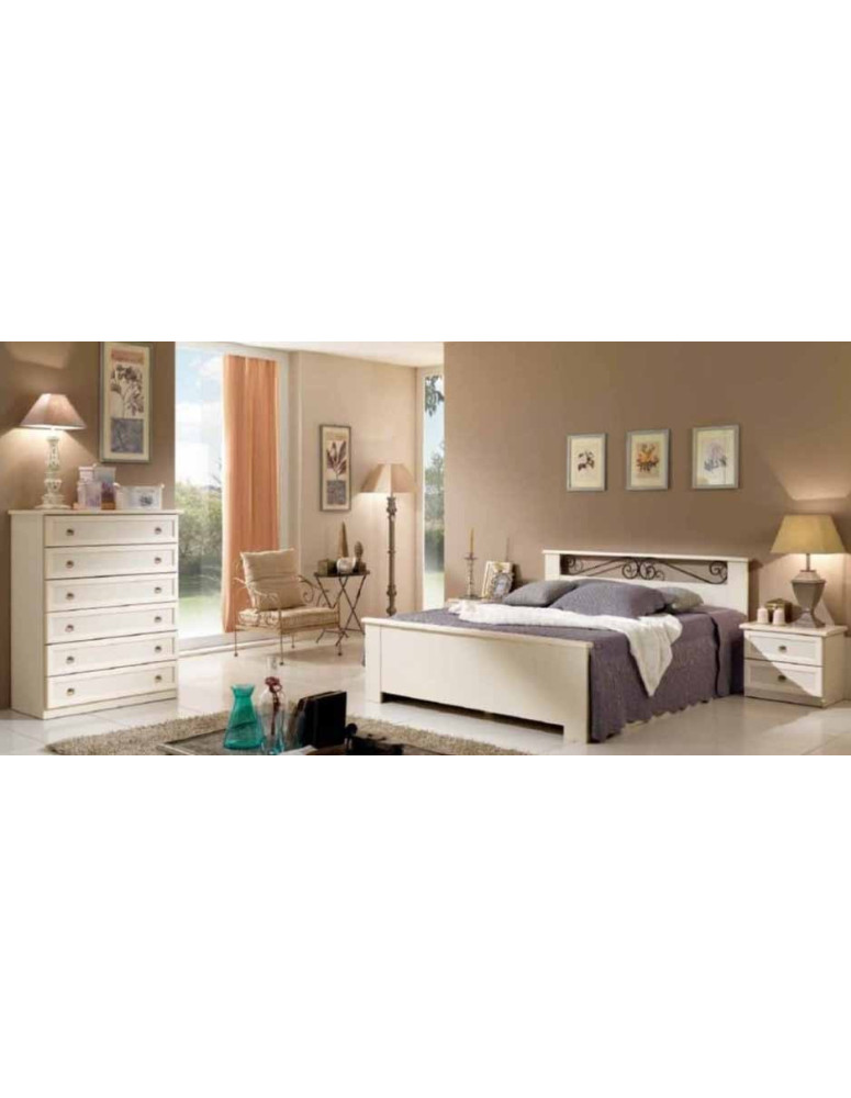 CAMERA CON LETTO COMODINI E SETTIMONE PATINATA BEIGE