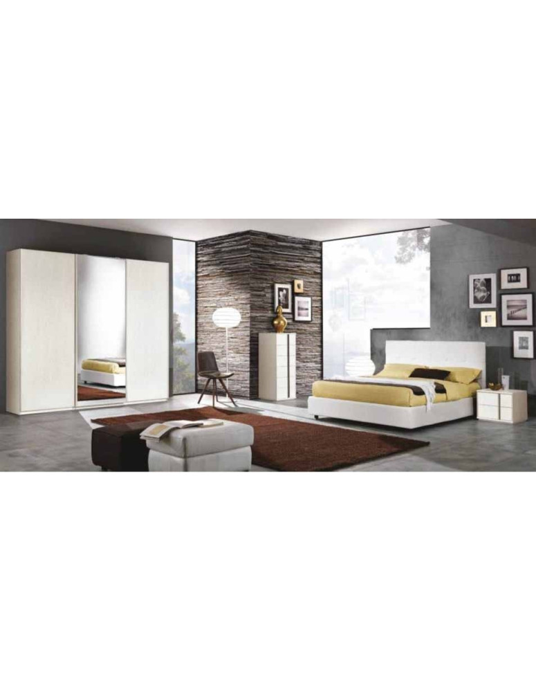 CAMERA COMPOSTA: ARMADIO A 3 ANTE SCORREVOLI CON SPECCHIO CENTRALE