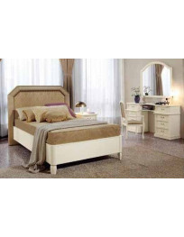 CAMERETTA CON LETTO IMBOTTITO E PETTINOUSE